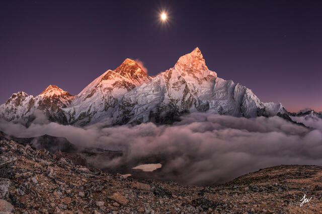 Kala Patthar alpenglow on Everest in the Khumbu.
